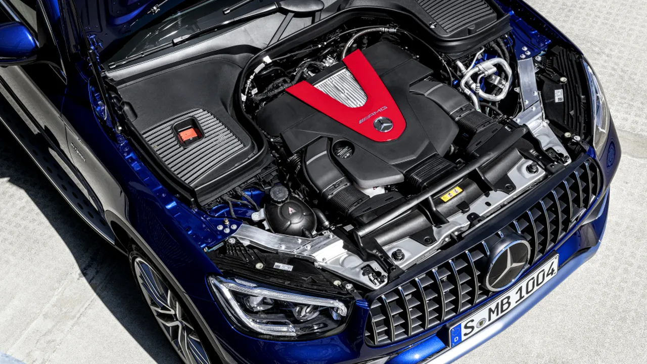 1-mercedes-amg-glc5 
