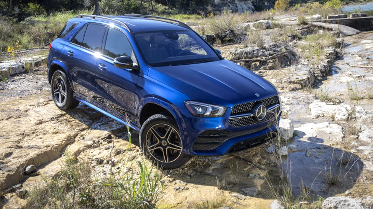 Mercedes-Benz GLE si Mercedes-Benz GLE Coupe E-Active Body Control Snoop Dogg 