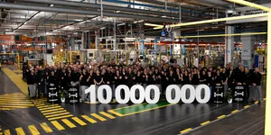 Horse, producătorul de motoare pentru Dacia, a construit 10 milioane de motoare la Mioveni