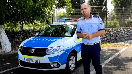 Ce se află în portbagajul unei mașini de poliție? Un polițist își prezintă autospeciala Dacia Logan