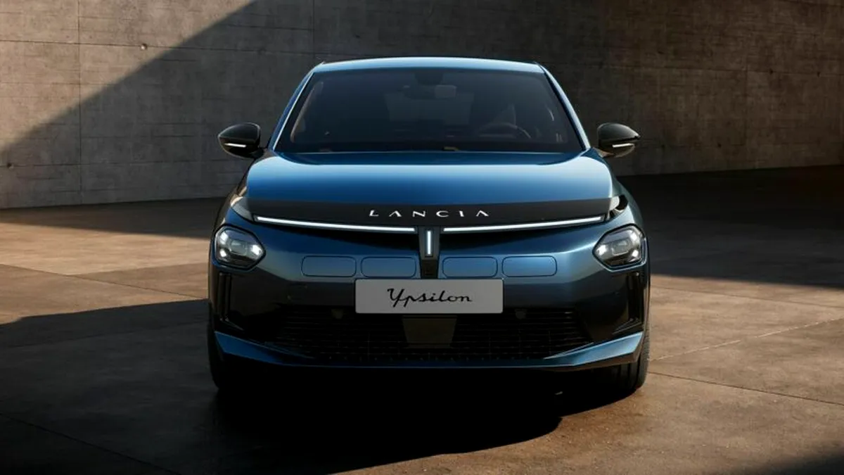 Lancia lansează primul său model electric - Ypsilon poate parcurge peste 400 KM cu o singură încărcare - VIDEO