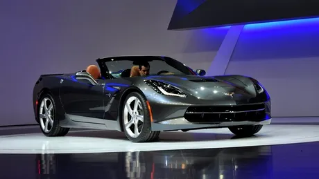 Primele imagini cu versiunea cabrio Chevrolet Corvette Stingray, la Geneva 2013