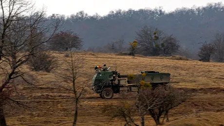 BREAKING La cinci ani după ce sistemele HIMARS au intrat în serviciul României, brigada românească care le operează a atins nivelul de certificare NATO care arată că e gata de luptă