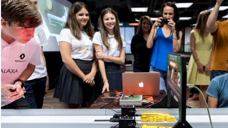 Premieră: România are o echipă la F1 in Schools - VIDEO