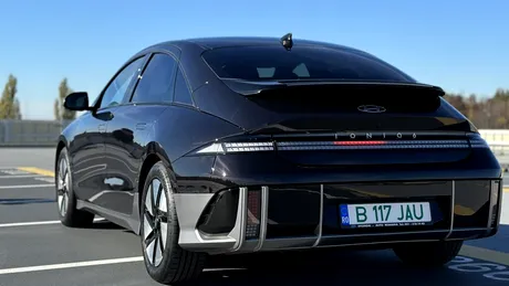 Hyundai Ioniq 6: Un nou jucător important pe piața mașinilor electrice - VIDEO