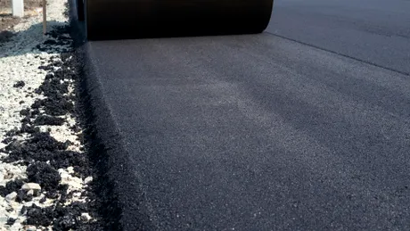 Traficul pe podul suspendat de la Brăila, restricționat timp de cinci zile pentru lucrări de asfaltare