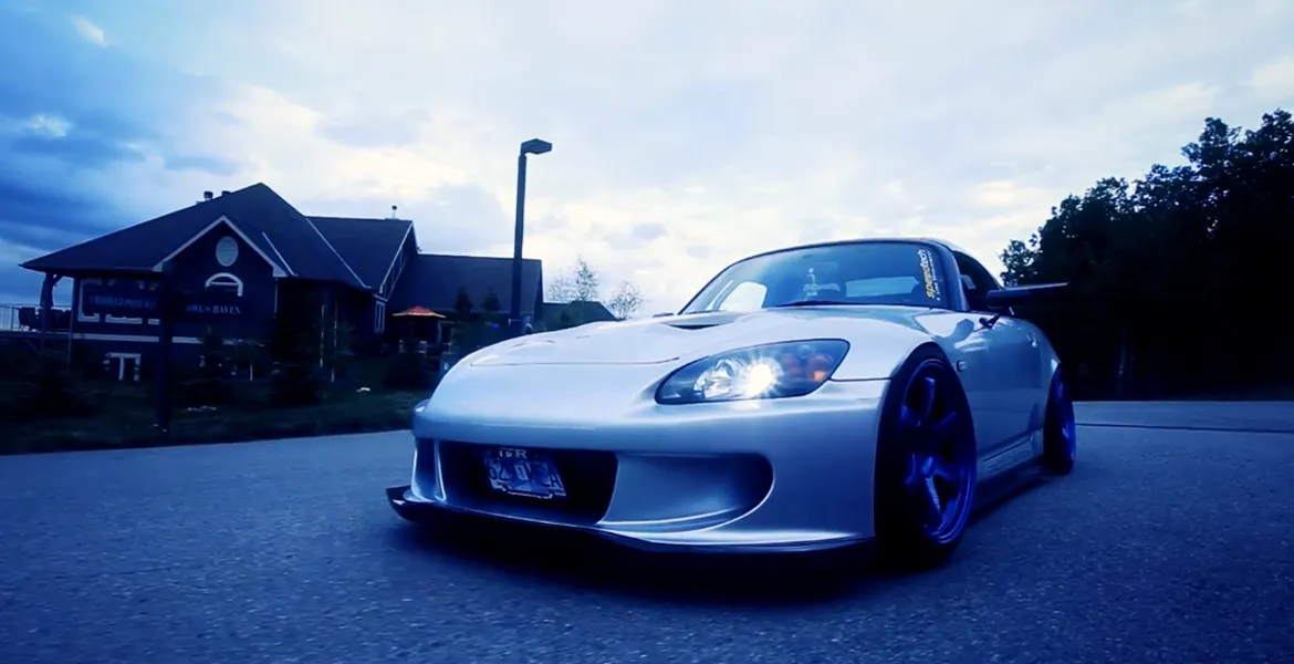 Oameni şi maşini: Honda S2000, a la Need for Speed