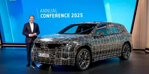 Noul BMW iX3 va intra în producție la finalul acestui an. Mașinile vor fi asamblate în Ungaria, la Debrecen