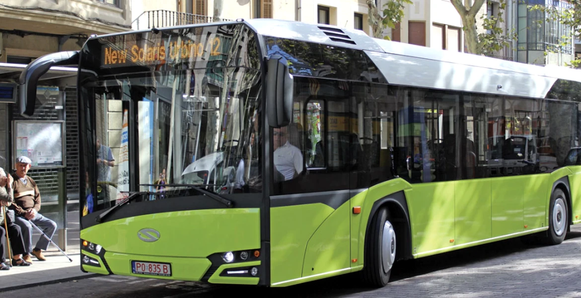 Un autobuz alimentat cu hidrogen a fost prezentat în Constanța