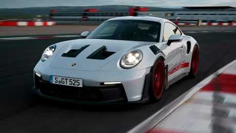 Noul Porsche 911 GT3 RS debutează cu 525 CP și sistem DRS precum cel întâlnit în Formula 1