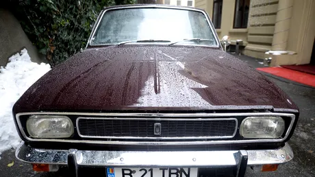 Una dintre maşinile lui Nicolae Ceauşescu va fi scoasă la licitaţie de Crăciun. UPDATE