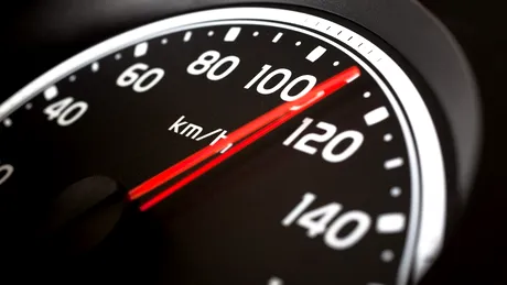 Volvo va limita viteza maximă a automobilelor sale la 180 km/h 