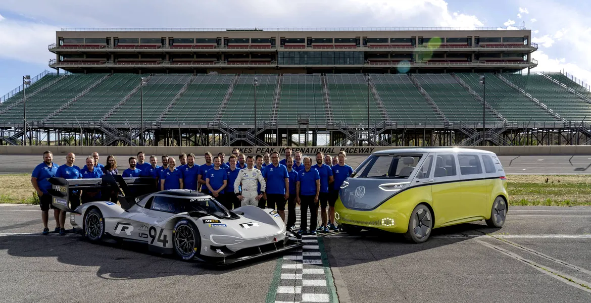 Volkswagen ID. R ţinteşte un record pe Nürburgring