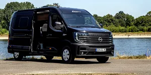 <span class='prepend'>Foto |</span> Duba electrică Nissan Interstar-e este transformată în autorulotă. Poate fi a ta pentru 89.000 de euro, dar doar dacă ești din Germania