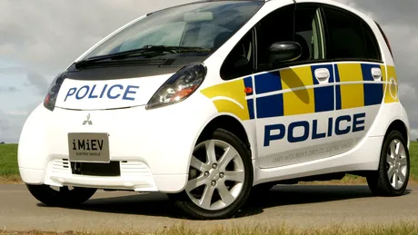 Mitsubishi i-MiEV maşină de Poliţie în Anglia