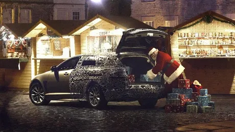 Prima poză-teaser cu Jaguar XF Sportbrake şi... Moş Crăciun!