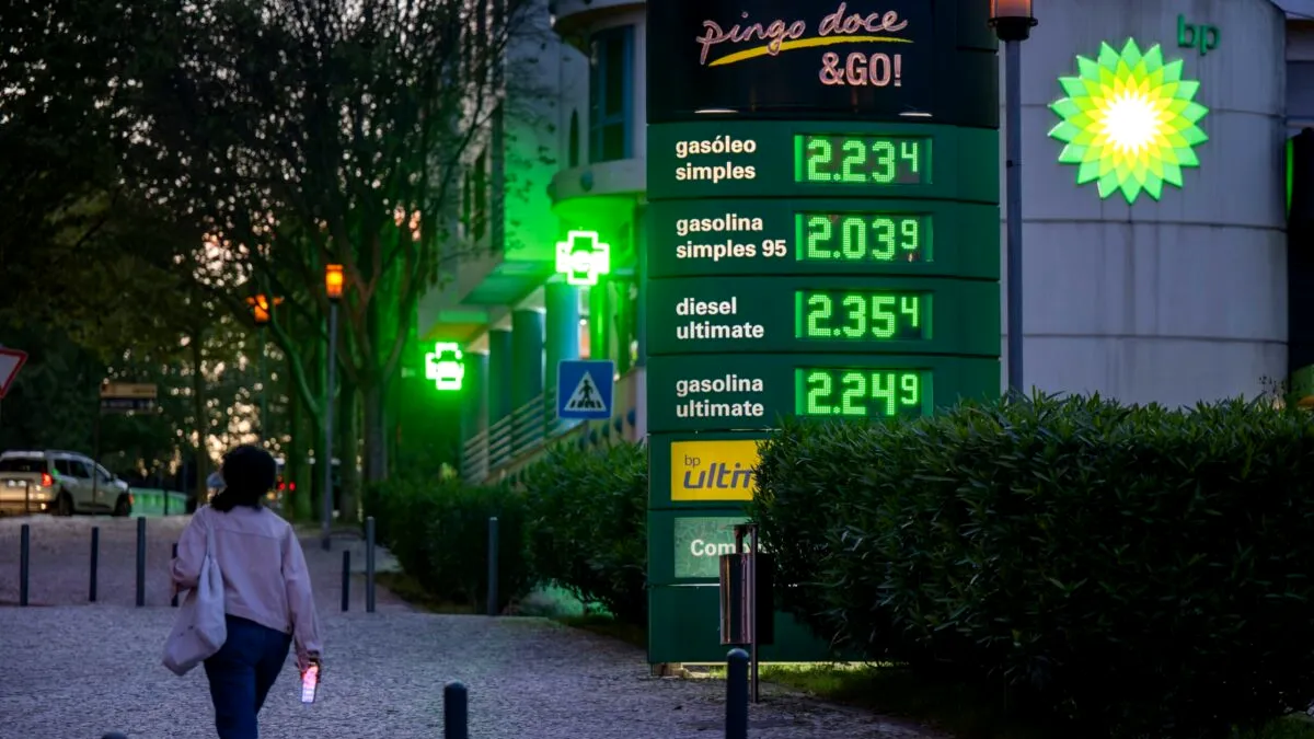 Reducere de 10 euro la fiecare plin de motorină, din noiembrie. Cine beneficiază de ajutorul Guvernului francez