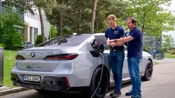 Merită să cumperi o mașină electrică la mâna a doua? La ce să fii atent și în ce situații trebuie să refuzi „oferta”