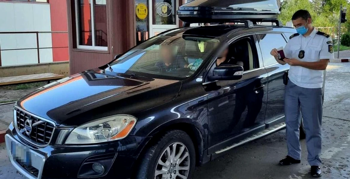 Șoferul unui SUV Volvo a testat vigilența polițiștilor de frontieră