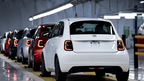 Fiat a început asamblarea primelor unități ale noului 500 Hybrid
