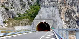 Unde va fi construit cel mai lung tunel din România