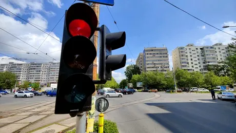Bucureștiul are încă 8 intersecții inteligente. Unde au fost puse în funcțiune noile semafoare