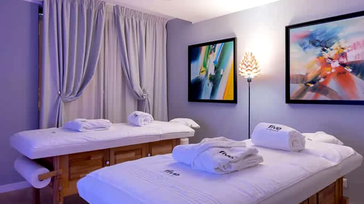Ce are special salonul de masaj terapeutic fivemassage.ro?