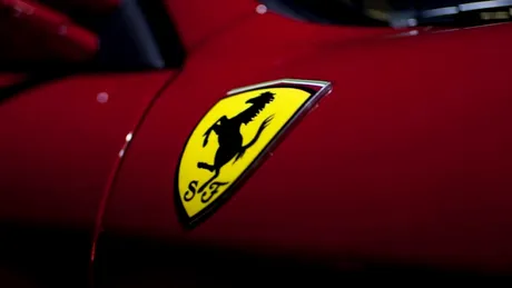 Ferrari dezvăluie o imagine-teaser cu Purosangue, primul SUV din istoria mărcii