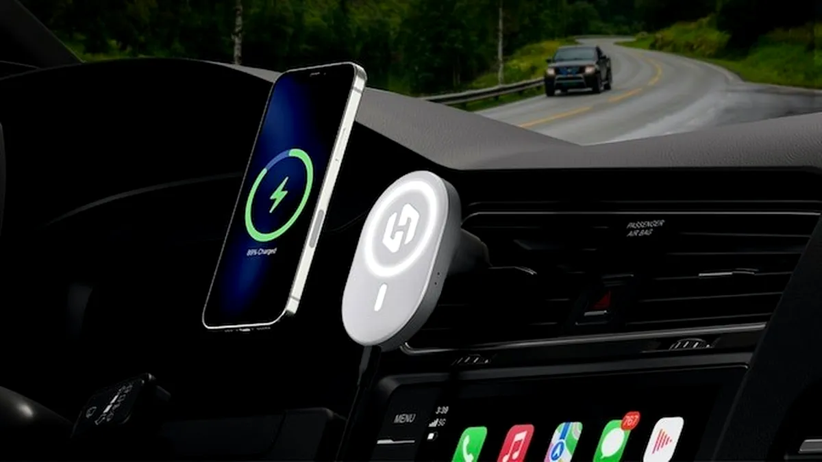 Sistemele Android Auto și CarPlay pot funcționa acum wireless cu ajutorul acestui dispozitiv