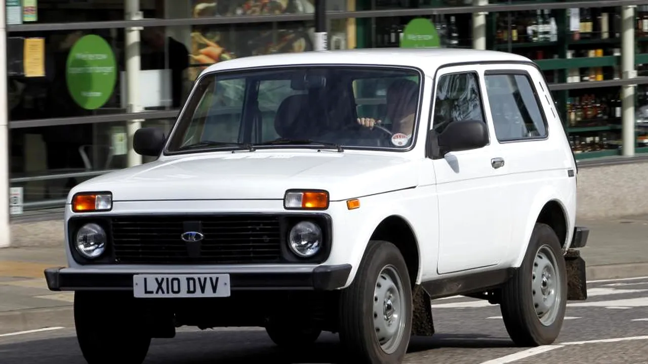 2-lada-niva-promotor-2 