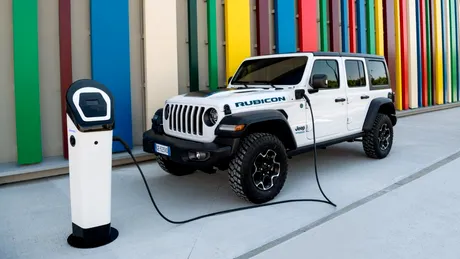 Jeep Wrangler va fi vândut în Europa doar în versiune hibrid plug-in 4xe