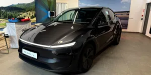 Noua Tesla Model Y a ajuns în România. Iată ce noutăți aduce facelift-ul pentru modelul electric – VIDEO