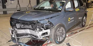 <span class='prepend'>Foto & Video |</span> Noul Audi Q7 devine primul model care obține un scor de 100% de la Euro NCAP privind siguranța post-accident. La ce capitole de siguranță este deficitar SUV-ul german?