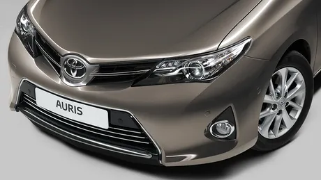 Toyota detaliază noul Auris înainte de prezentarea de la Paris