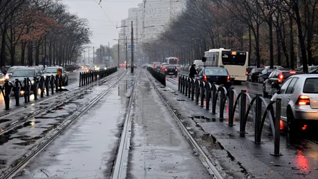 Gabriela Firea rezolvă, în sfârşit, problema traficului. Mulţumim!