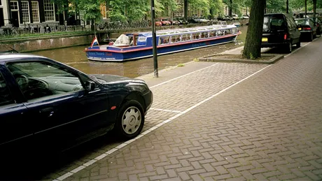 O şoferiţă româncă a crezut că a scăpat de o amendă de parcare luată în Olanda, dar a avut o supriză neplăcută