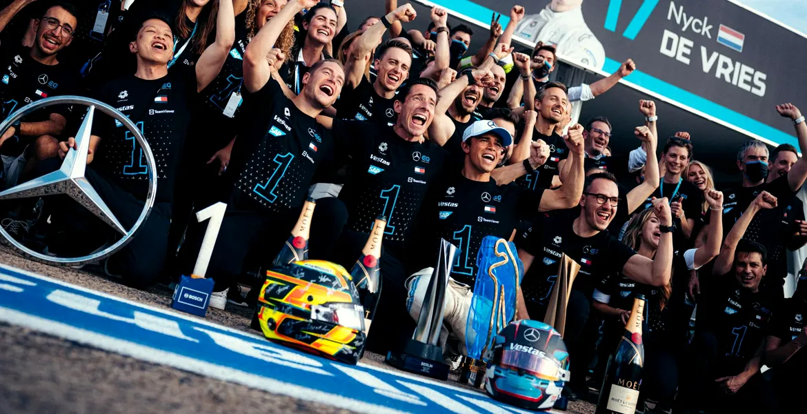 Nyck De Vries și-a adjudecat titlul de campion mondial la Formula E
