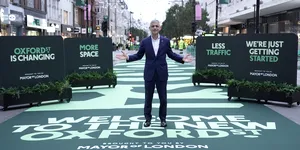 Mașinile și autobuzele, interzise definitiv pe una dintre cele mai cunoscute străzi din Londra