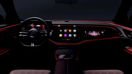 Cum arată interiorul noului Mercedes-Benz Clasa E. Are trei ecrane și cameră selfie - GALERIE FOTO