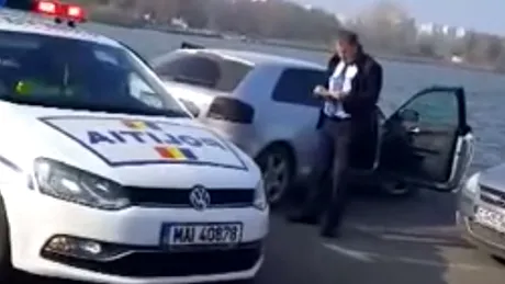 O tânără care se afla în timpul examenului auto a primit un traseu de neuitat: urmărire ca-n filme - VIDEO