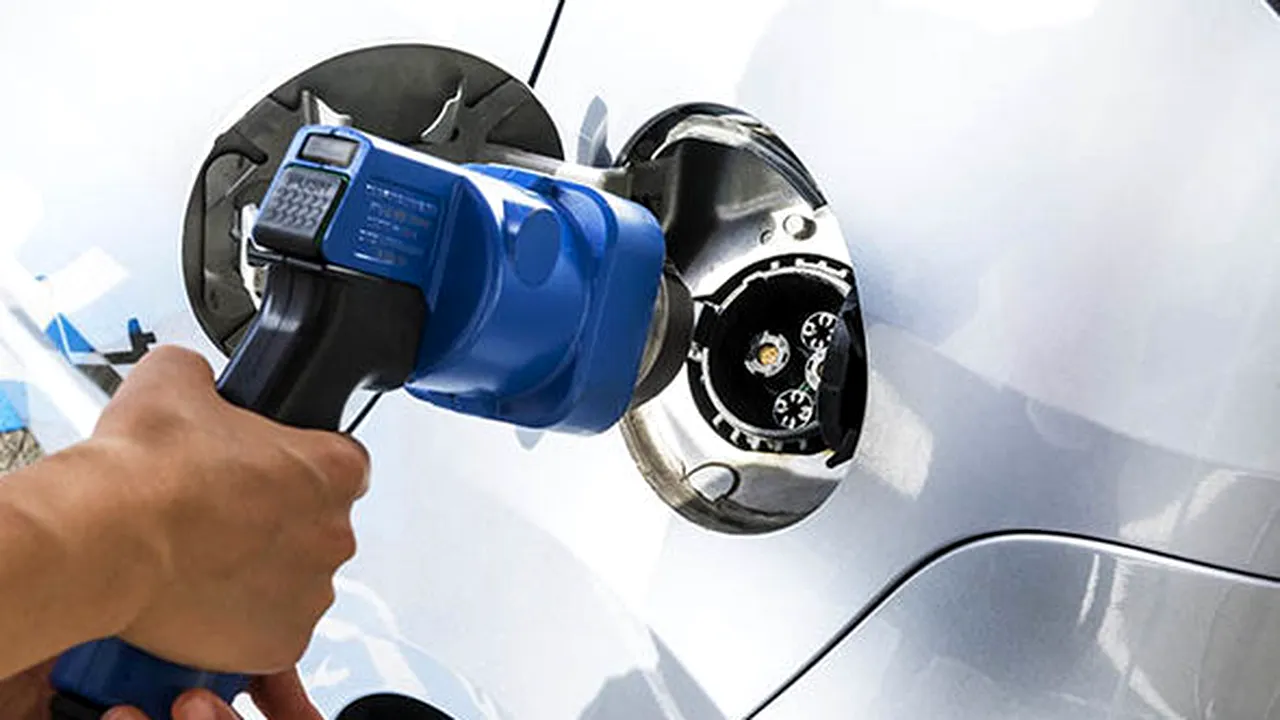 2-electric-car-charging-points-uk-747913 