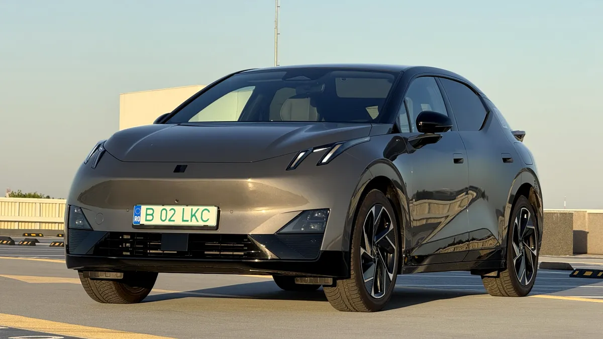 VIDEO - Lynk & Co 02: SUV-ul electric cu tehnologie Volvo, care a obținut 5 stele la testele de siguranță