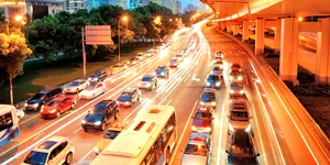 Prima autostradă din România care va avea dușuri pentru șoferi și stații de încărcare pentru vehicule electrice