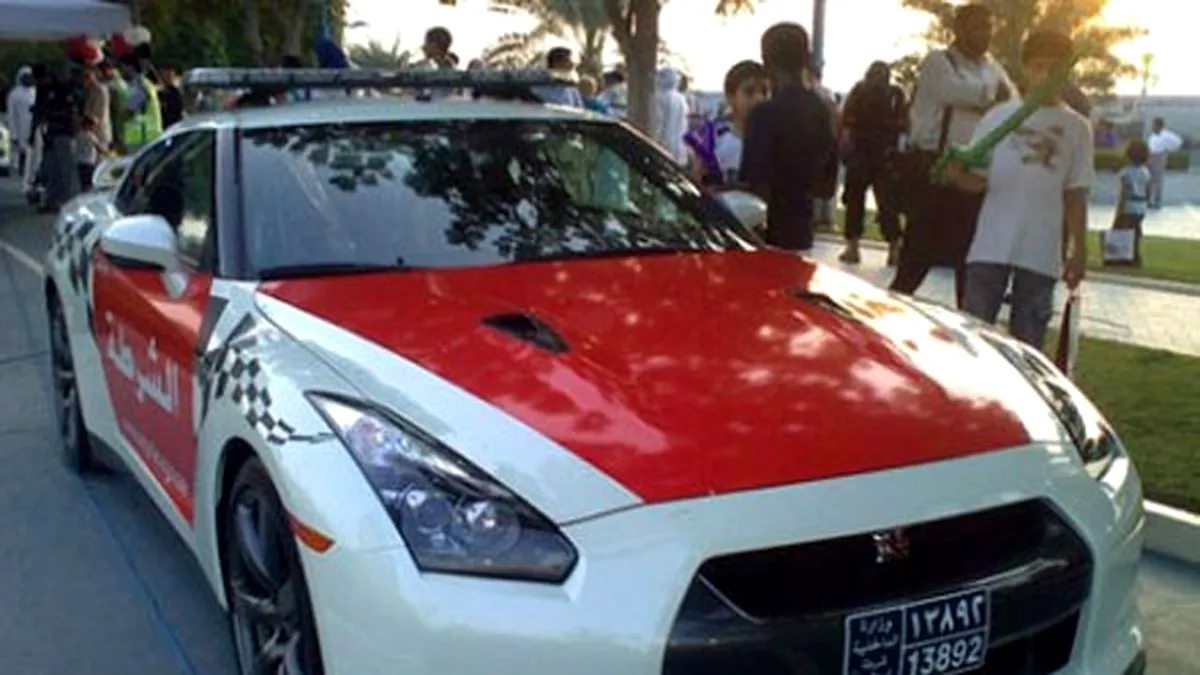 Nissan GT-R maşină de Poliţie în UAE