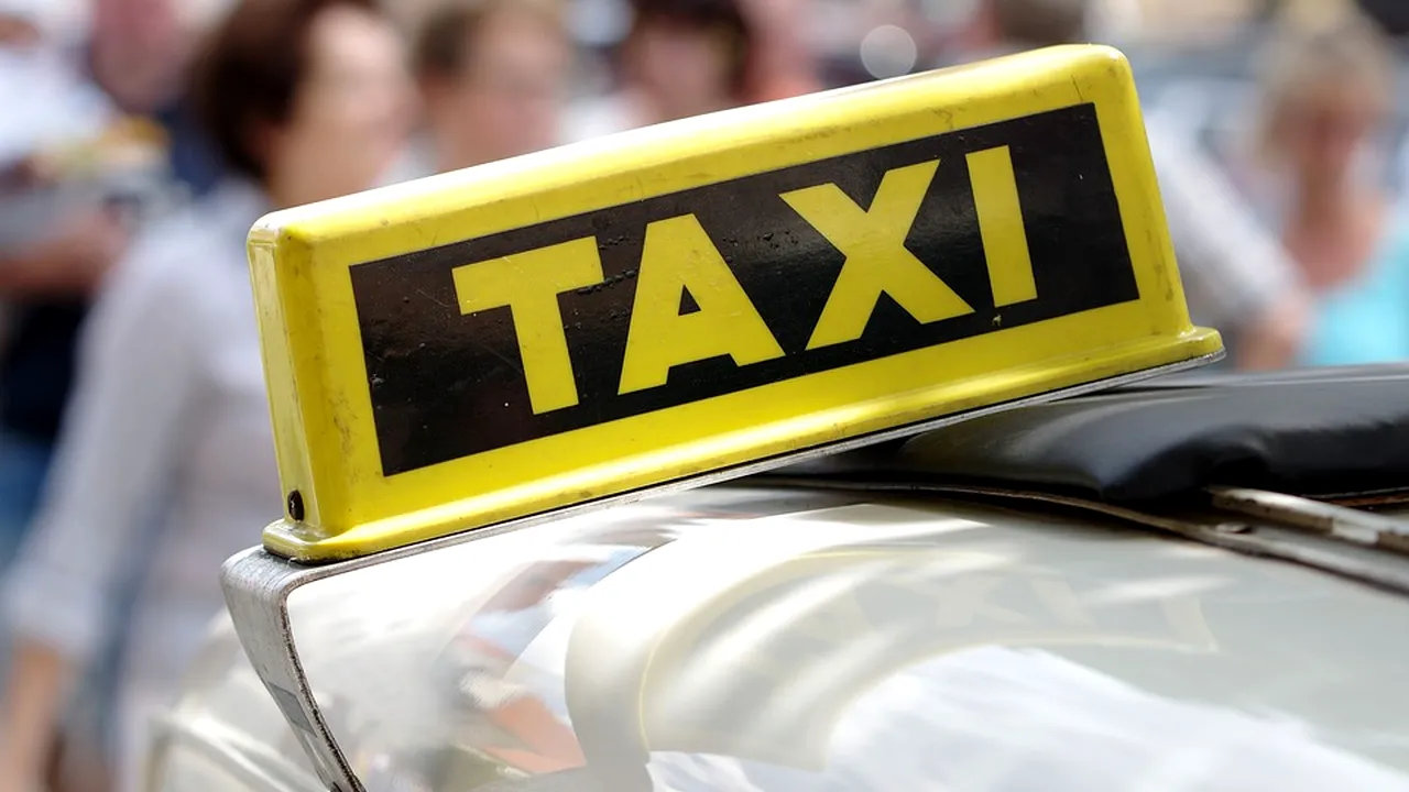 Copil cu dezabilități refuzat de un șofer de taxi 