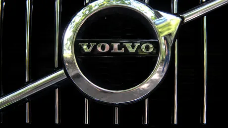 Volvo amână planurile de listare la bursă din cauza tensiunilor comerciale dintre Statele Unite şi China