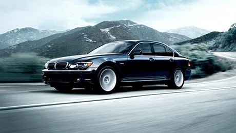 Domingo va conduce BMW Hydrogen 7