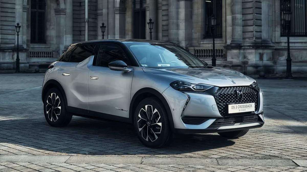 DS Automobiles lansează ediția specială DS3 Sportback Louvre