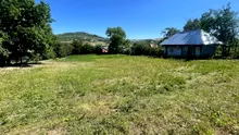 Localitatea din România în care poți cumpăra o casă cu doar 10.000 de euro. Terenul are 1.000 de metri pătrați