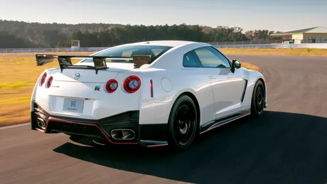 Nissan GT-R Nismo aterizează în Europa. Prima oprire: Geneva